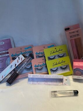 Several items to make your eyes look amazing.